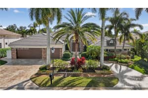 6860 Queenferry Cir, Boca Raton