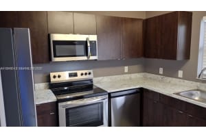 617 Ixoria Ave 12, Fort Pierce