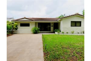 5301 Pierce St, Hollywood