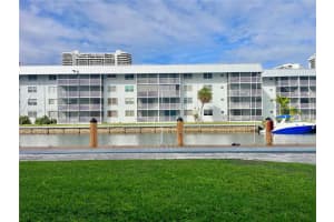 3551 Ne 169th St 112, North Miami Beach