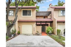 10047 Costa Del Sol Blvd K-62b, Doral