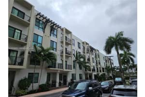 4670 Nw 84th Ave 42, Doral