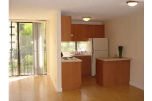 17021 N Bay Rd 325, Sunny Isles Beach