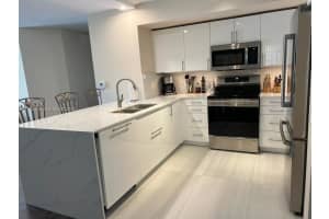 19901 E Country Club Dr 2202, Aventura 19901 E Country Club Dr 2202, Aventura