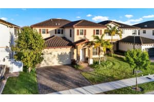 9411 W 35th Ave, Hialeah