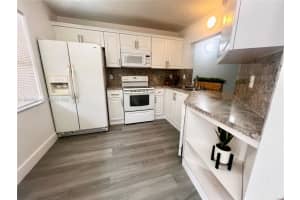 9156 Nw 40th St 105-1, Coral Springs