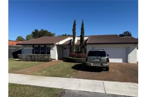 2431 Sw 124 Ave, Miami