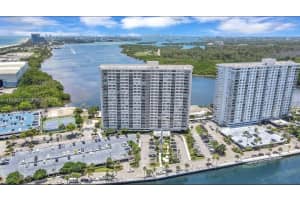 300 Bayview Drive 802, Sunny Isles Beach