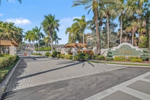 5719 Nw 114th Ct 105, Doral