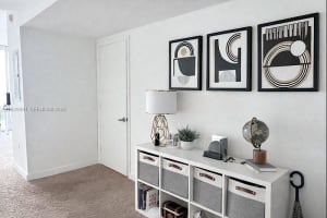 350 S Miami Ave 2215, Miami