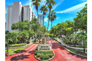 17021 N Bay Rd 216, Sunny Isles Beach 17021 N Bay Rd 216, Sunny Isles Beach