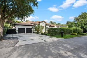 7345 Sw 96th St, Pinecrest