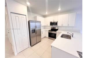3760 Sw 50th Ave 3760, Pembroke Park