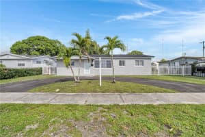 911 Nw 200th Ter, Miami Gardens 911 Nw 200th Ter, Miami Gardens