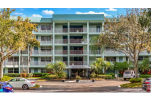 806 Cypress Grove Ln 303, Pompano Beach