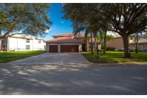 5923 Nw 54th Cir, Coral Springs