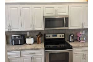 5840 W 26th Ave 5840, Hialeah