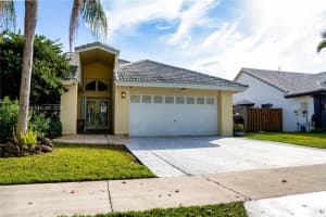 9420 Sw 212th Terrace, Cutler Bay