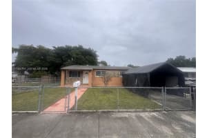 365 W 13th St 0, Hialeah