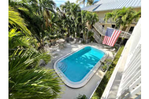 255 Sunrise Dr 308, Key Biscayne