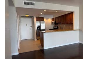 1000 Parkview Dr 926, Hallandale Beach