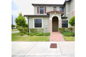 3408 W 111th Pl, Hialeah