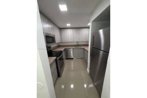 6980 Nw 186th St 3-321, Hialeah