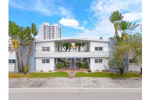 9725 Bay Harbor Ter 24, Bay Harbor Islands