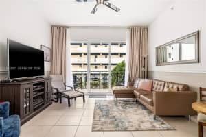 2080 S Ocean Dr 103, Hallandale Beach