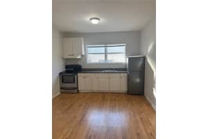 576 Ne 63rd St 8, Miami