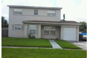 4390 Nw 38th Ter, Lauderdale Lakes