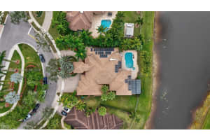 104 Dockside Cir, Weston