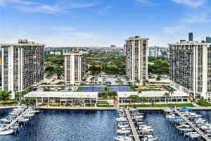 1865 Brickell Ave A105, Miami