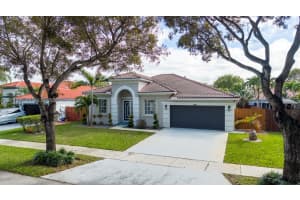 8974 Sw 212th Ln, Cutler Bay