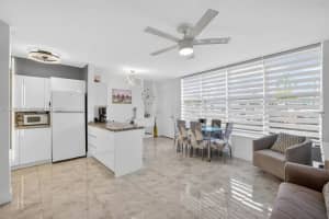 3177 S Ocean Dr 122, Hallandale Beach