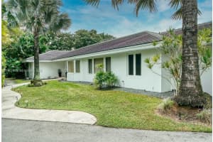 415 Rovino Ave, Coral Gables
