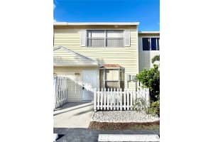 2699 Ne 15th St, Pompano Beach 2699 Ne 15th St, Pompano Beach