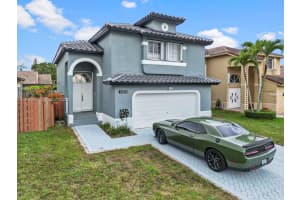 15626 Sw 100th Ter, Miami