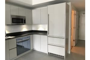 1010 Brickell Ave 2110, Miami