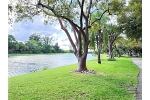 2206 S Cypress Bend Dr 508, Pompano Beach