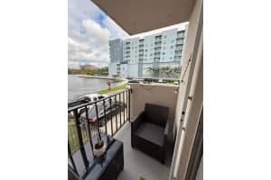 5501 Nw 7th St E207, Miami