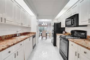 12955 Sw 16th Ct 314m, Pembroke Pines