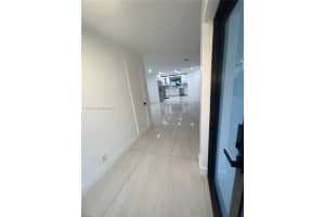 7590 Johnson St, Hollywood