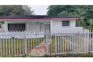 4824 Nw 15th Ct, Miami