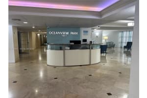 800 Parkview Dr 823, Hallandale Beach