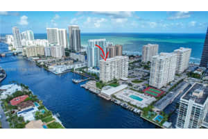 1965 S Ocean Dr 4s, Hallandale Beach