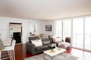 1200 Brickell Bay Dr 1901, Miami 1200 Brickell Bay Dr 1901, Miami