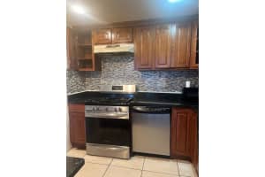 2175 Ne 170th St 210, North Miami Beach