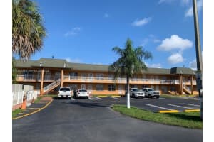 271 Nw 177th St A-117, Miami Gardens