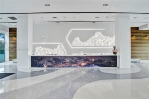 650 W Ave 2206 2206, Miami Beach